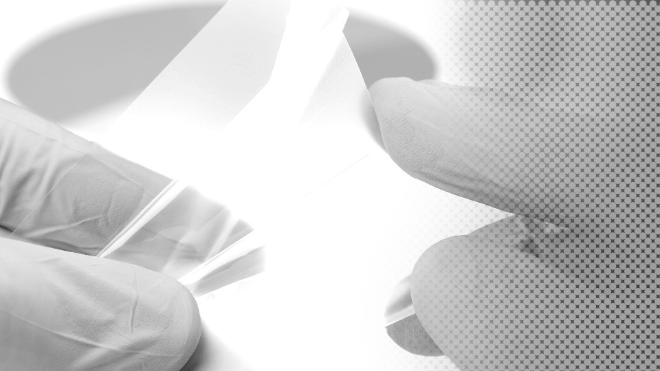 AR-ET-001.3_key-benefits-of-biomaterials-in-life-sciences_card_960x540