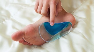 Choosing the Best Medical Tape - Silicone Vs. Acrylic